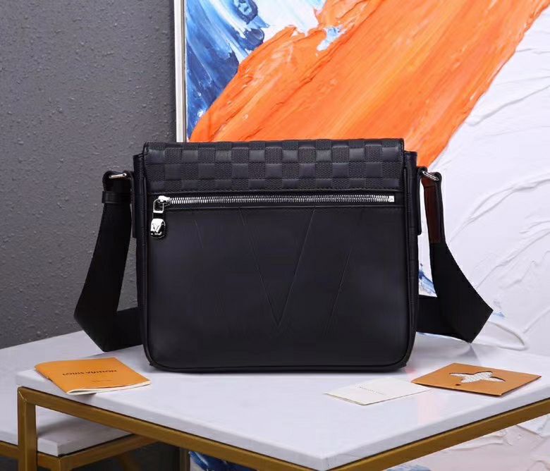 LV District PM Bag