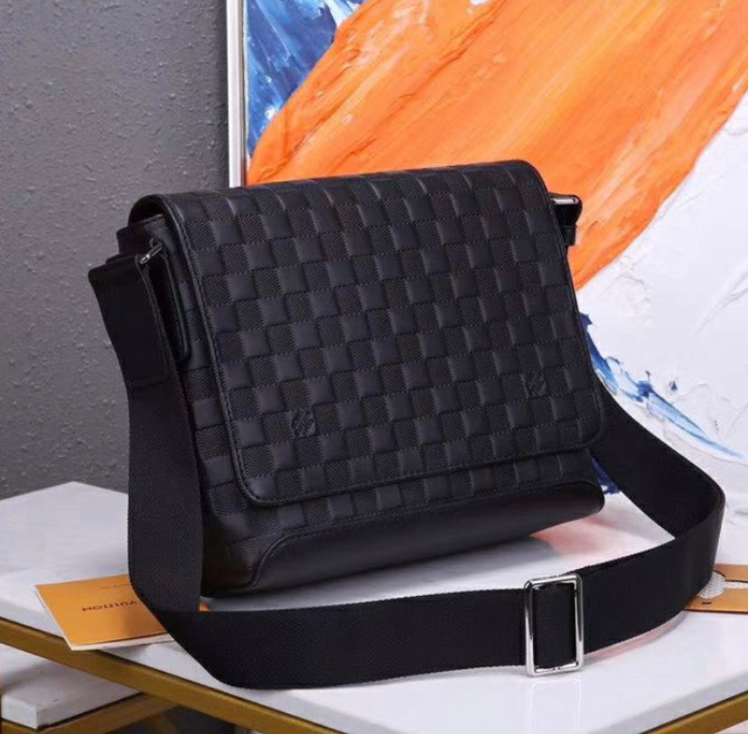 LV District PM Bag