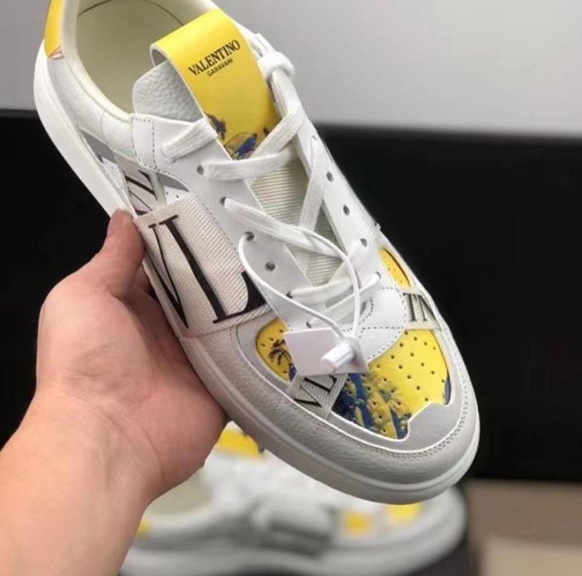 VL Yellow Sneakers