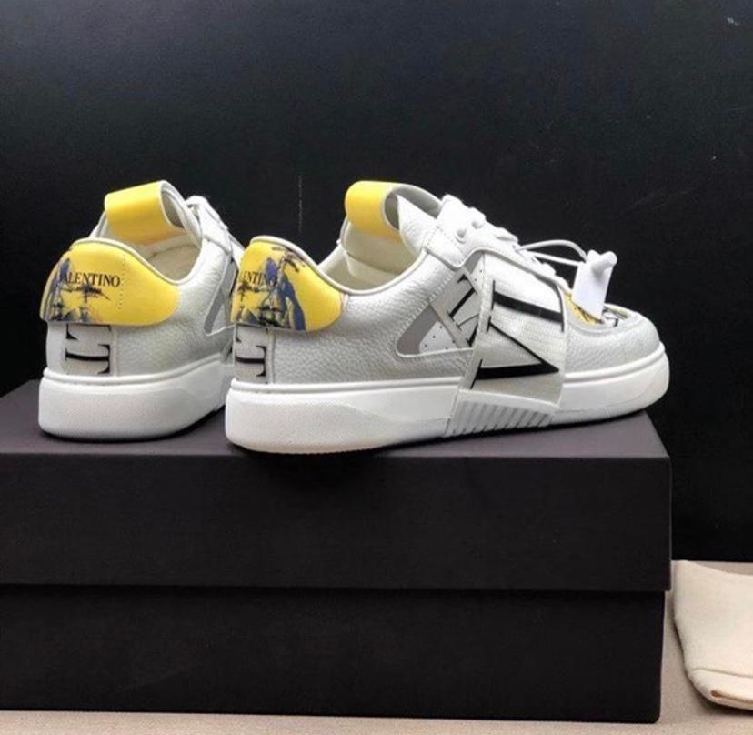 VL Yellow Sneakers